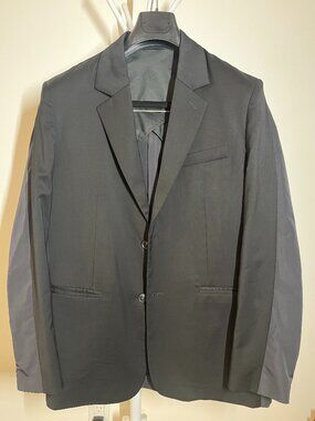 COS Black Two-Tone Blazer – Relaxed Fit – Modern & Minimalist